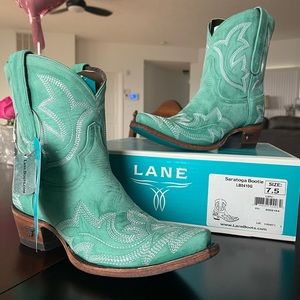 Lane Cowboy Boots